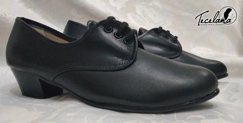 Zapatos tradicionais